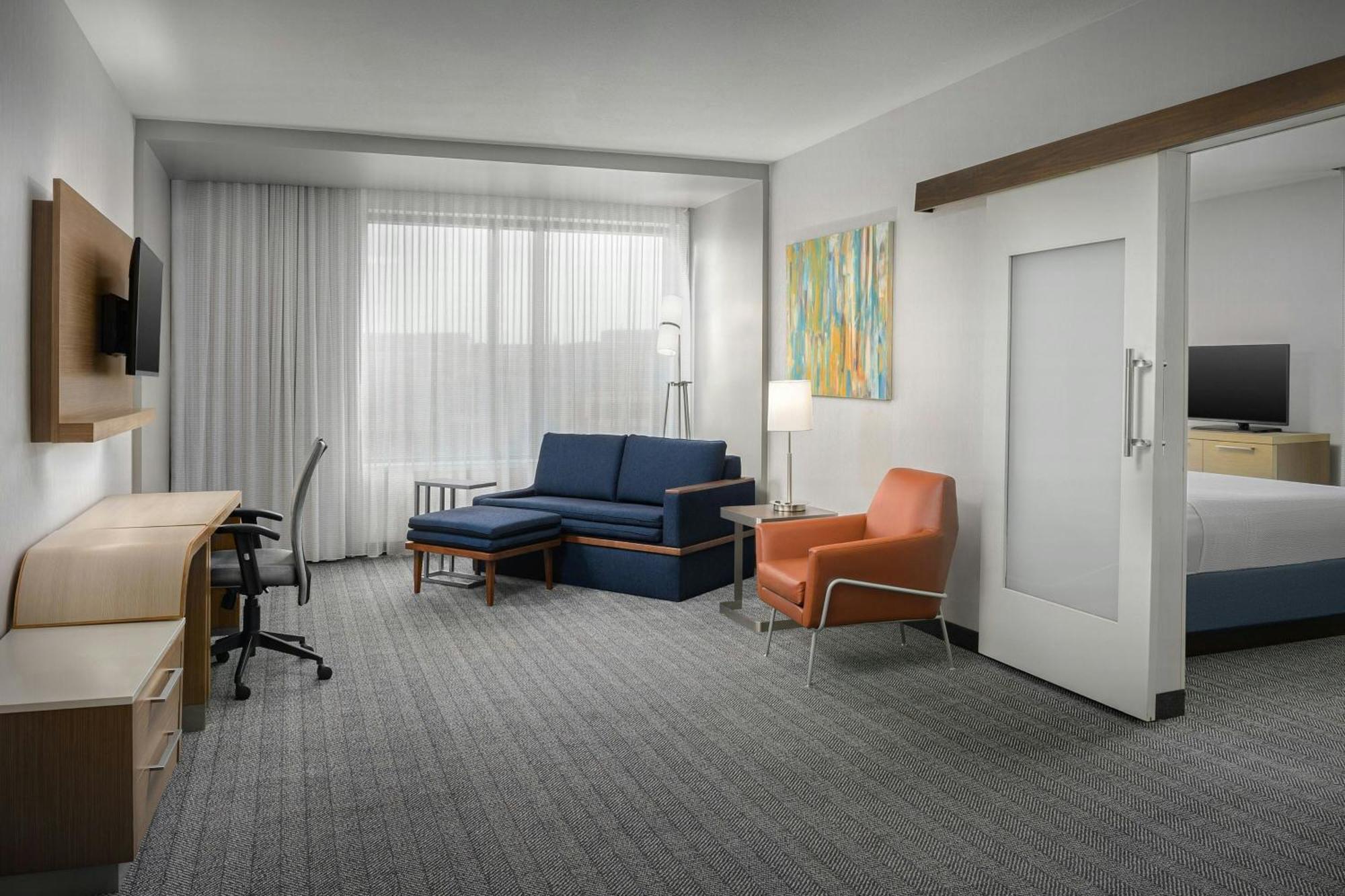 Hotel Courtyard By Marriott At Horizon Convention Center