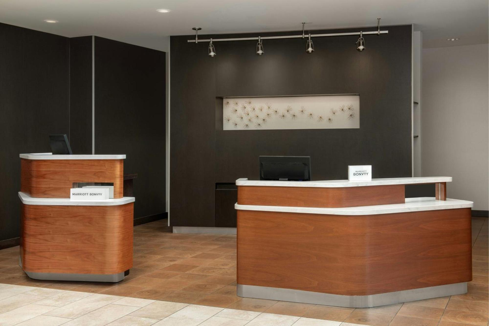 Courtyard By Marriott At Horizon Convention Center Hotel 3*