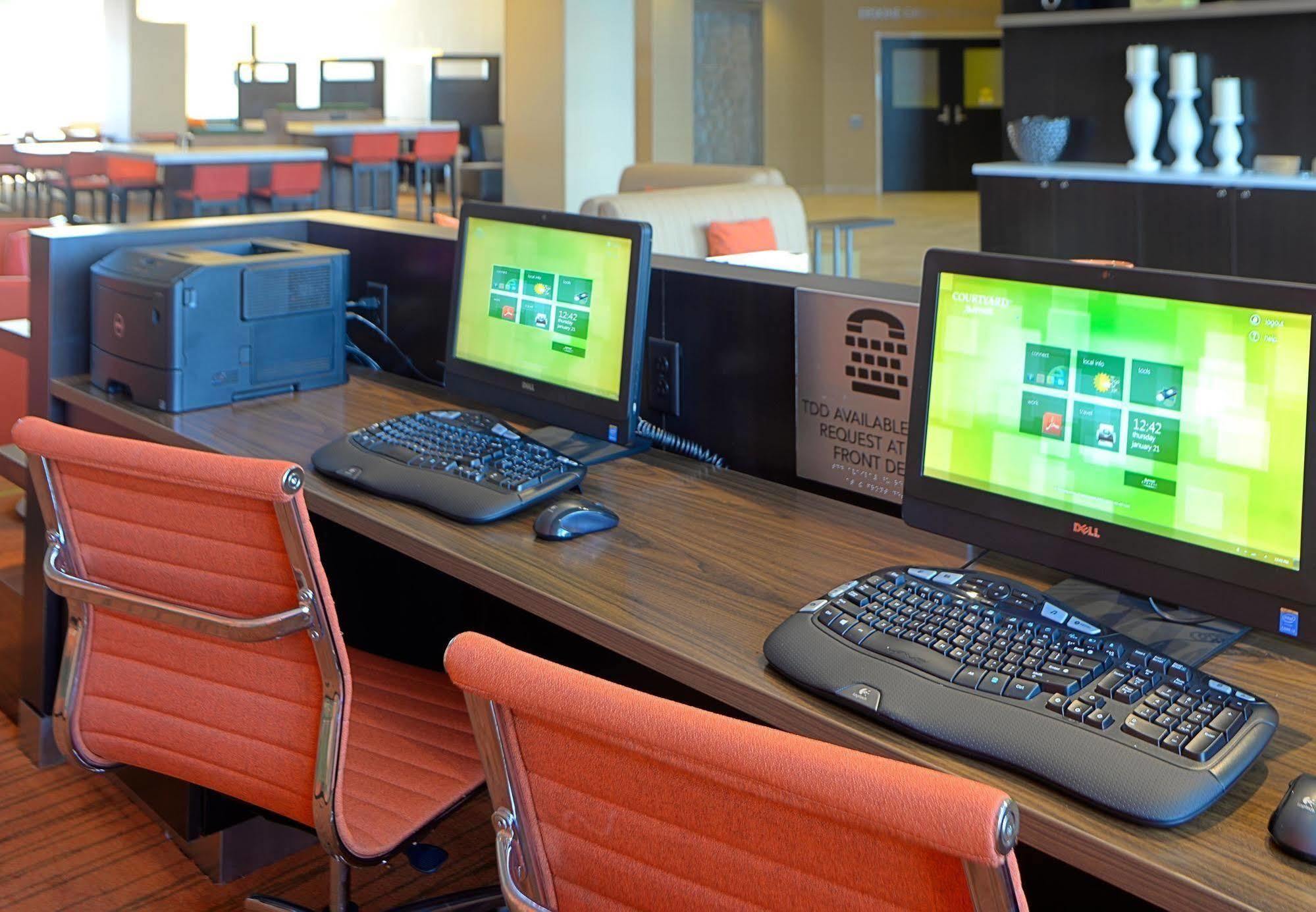 Courtyard By Marriott At Horizon Convention Center 3* Muncie
